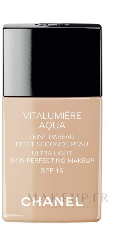 fond de teint chanel vitalumière aqua